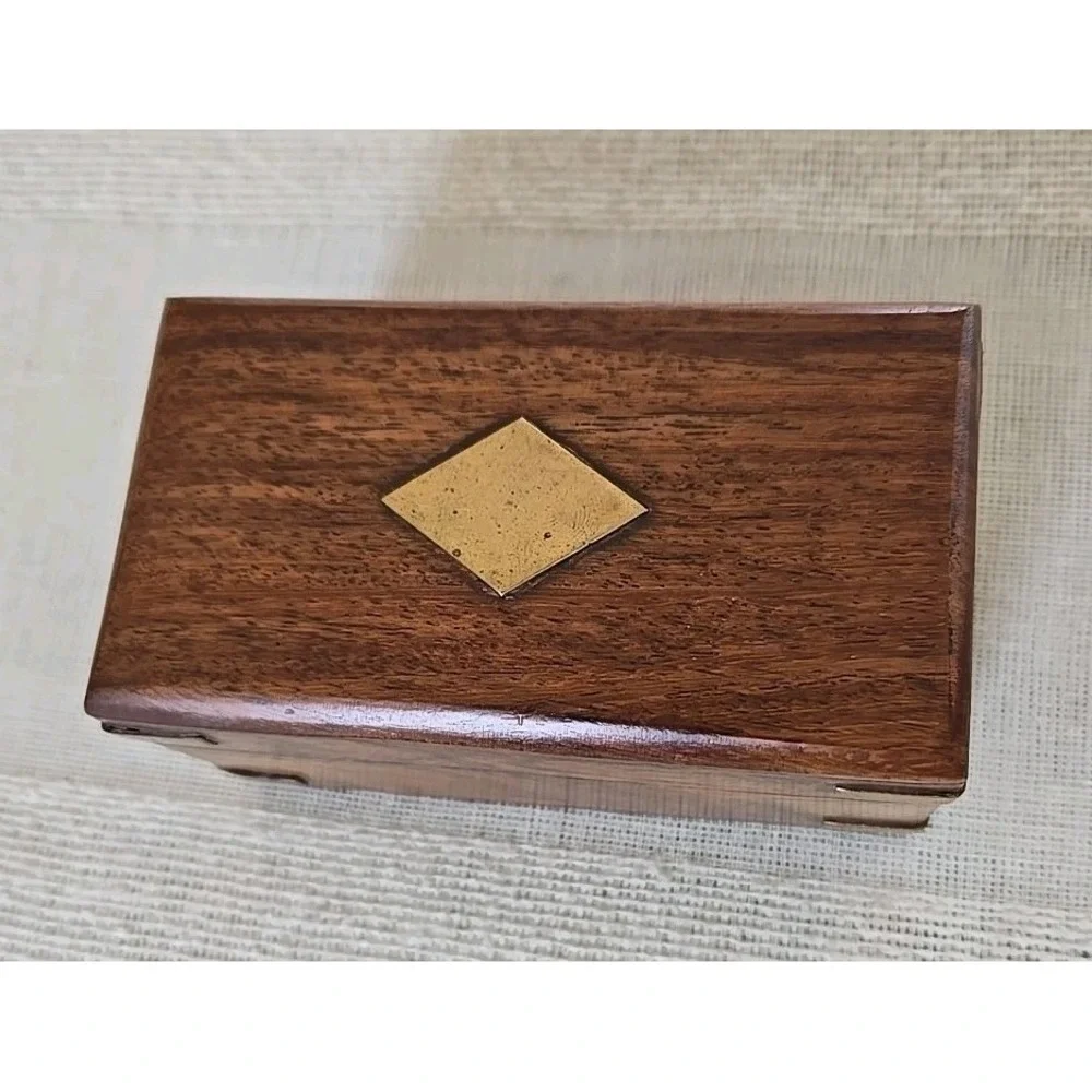 VTG Wooden Token/Keepsake/Trinket Box Hinged W/Brass Details 4